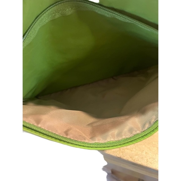 Brics Green Crossbody Bag With Adjustable Strap Zipper Closure Unisex - Picture 6 of 15